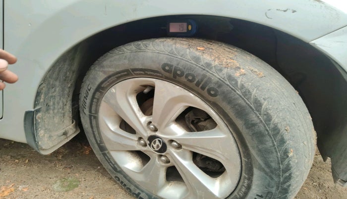 2017 Hyundai Xcent SX 1.2, Petrol, Manual, 38,065 km, tyre