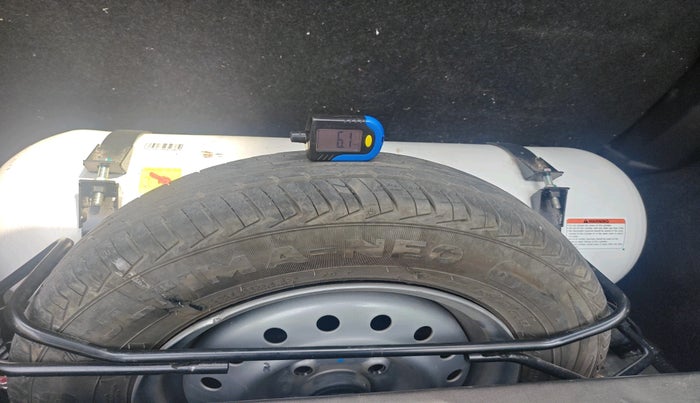 2024 Maruti New Wagon-R LXI CNG 1.0, Petrol, Manual, 16,457 km, tyre