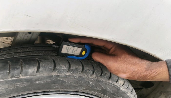 2016 Maruti Alto K10 VXI, Petrol, Manual, 1,02,349 km, tyre