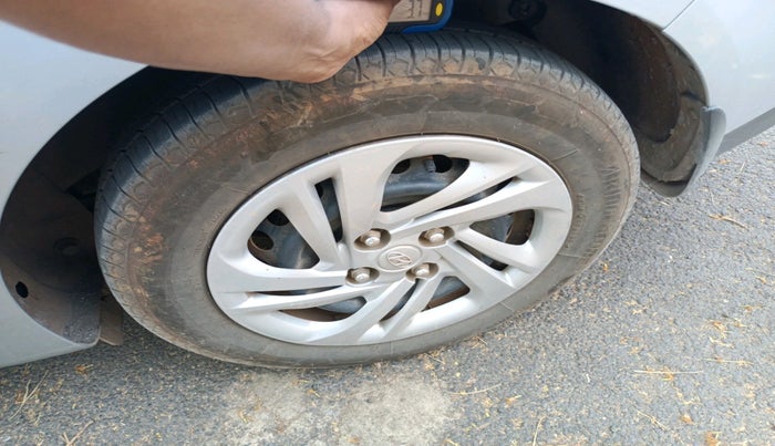 2021 Hyundai AURA S 1.2 CNG, CNG, Manual, 77,712 km, tyre