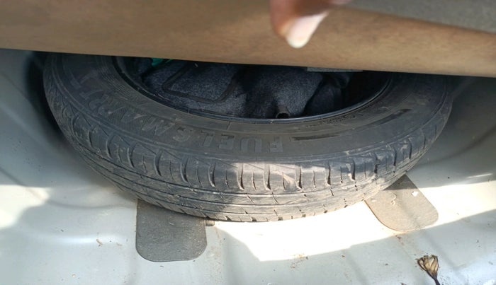 2021 Hyundai AURA S 1.2 CNG, CNG, Manual, 77,712 km, tyre