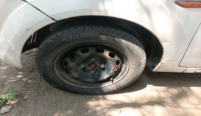 2011 Ford Figo EXI 1.4 DIESEL, Diesel, Manual, 1,15,092 km, tyre