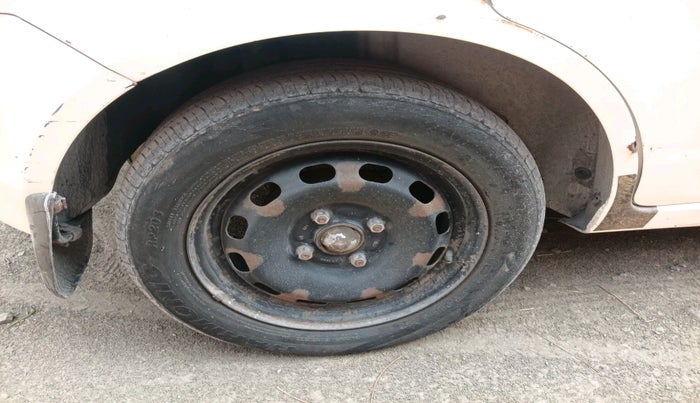 2011 Ford Figo EXI 1.4 DIESEL, Diesel, Manual, 1,15,092 km, tyre