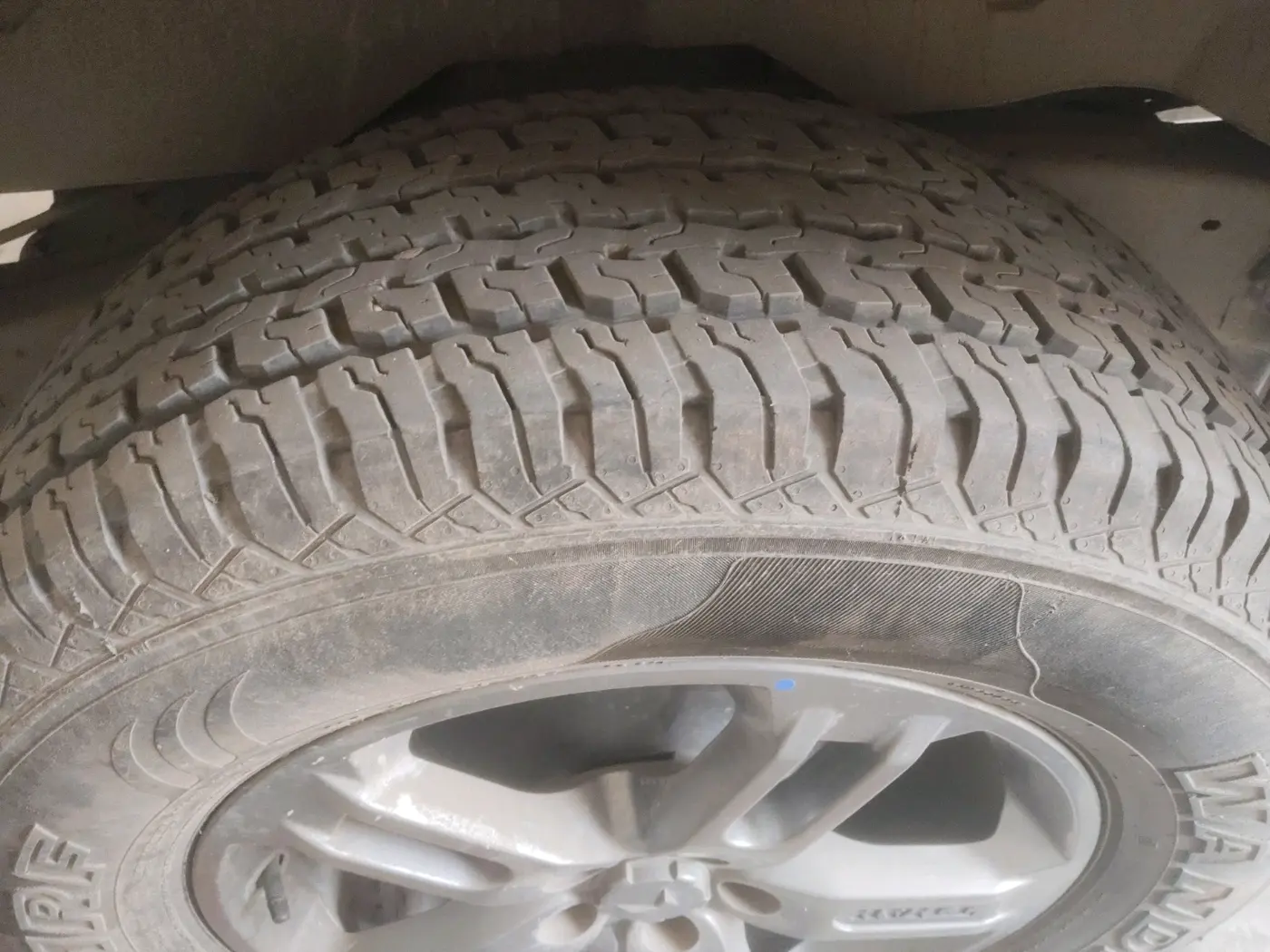 2022 Mahindra Thar LX  P 4WD AT CONVERTIBLE, Petrol, Automatic, 18,175 km, tyre