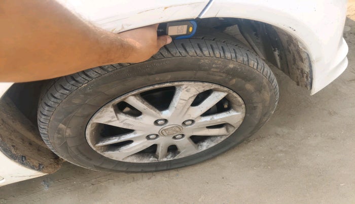 2013 Honda Amaze 1.5L I-DTEC VX, Diesel, Manual, 65,371 km, tyre