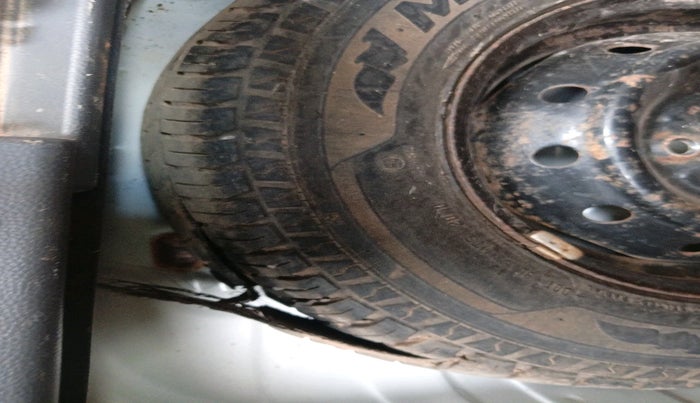 2018 Maruti Alto 800 VXI, Petrol, Manual, 21,402 km, tyre