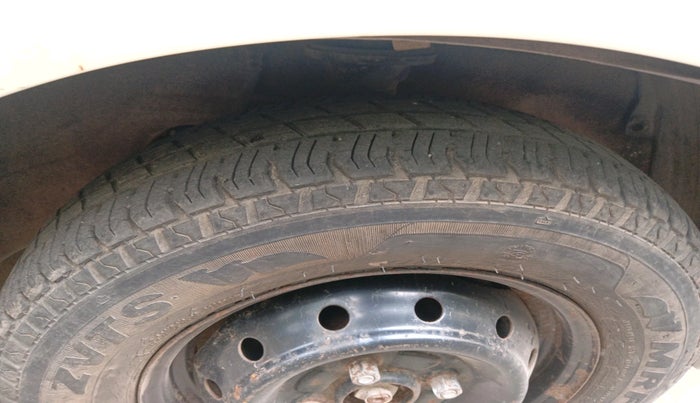 2018 Maruti Alto 800 VXI, Petrol, Manual, 21,402 km, tyre