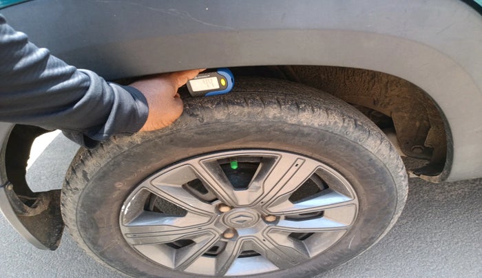 2021 Renault Kwid CLIMBER 1.0 AMT (O), Petrol, Automatic, 32,664 km, tyre