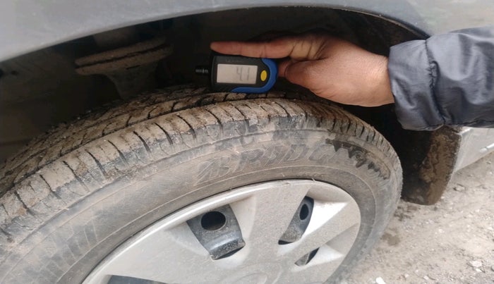 2014 Maruti Wagon R 1.0 LXI, Petrol, Manual, 22,494 km, tyre