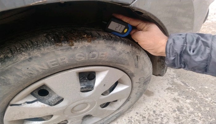 2014 Maruti Wagon R 1.0 LXI, Petrol, Manual, 22,494 km, tyre