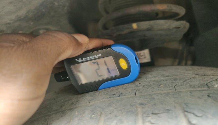 2022 Skoda SLAVIA STYLE 1.0L TSI MT, Petrol, Manual, 1,50,298 km, tyre