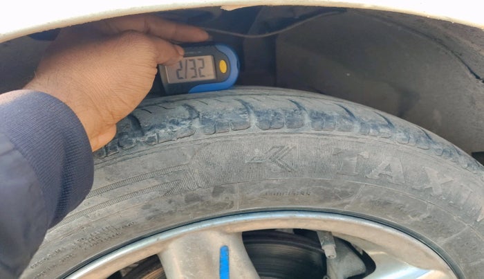 2014 Ford Fiesta AMBIENTE DIESEL, Diesel, Manual, 94,153 km, tyre