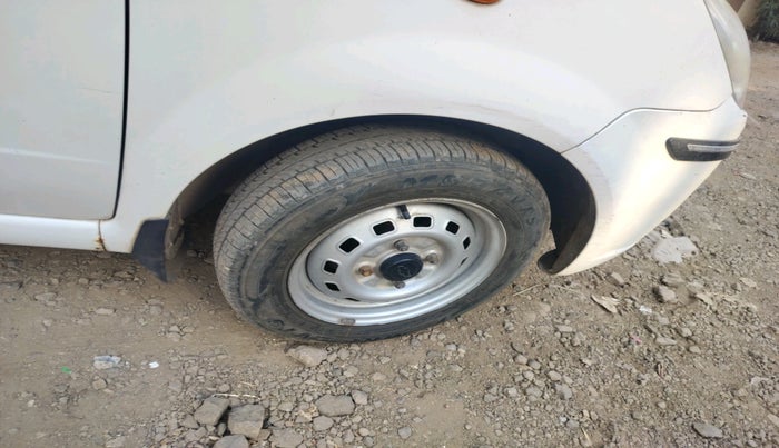 2012 Chevrolet Spark LS 1.0 LPG, Petrol, Manual, 38,968 km, tyre