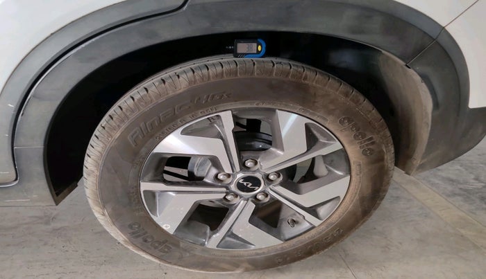 2022 KIA SONET HTX 1.0 IMT, Petrol, Manual, 31,718 km, tyre