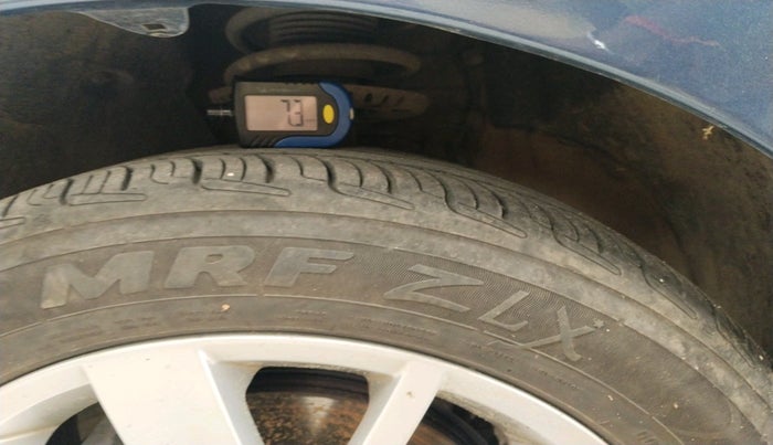 2016 Volkswagen Ameo HIGHLINE1.2L, Petrol, Manual, 43,346 km, tyre