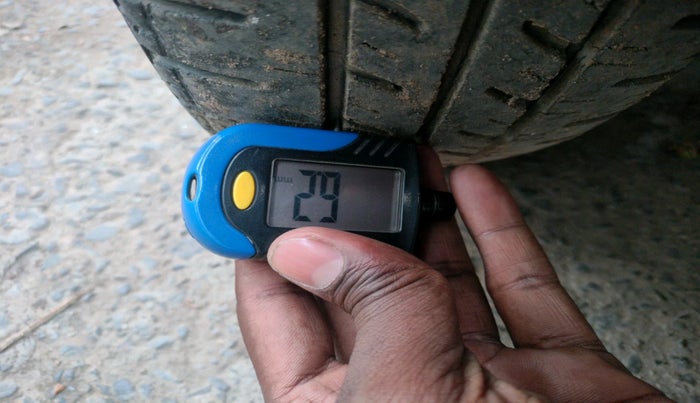 2011 Maruti Wagon R 1.0 VXI, Petrol, Manual, 1,24,868 km, tyre