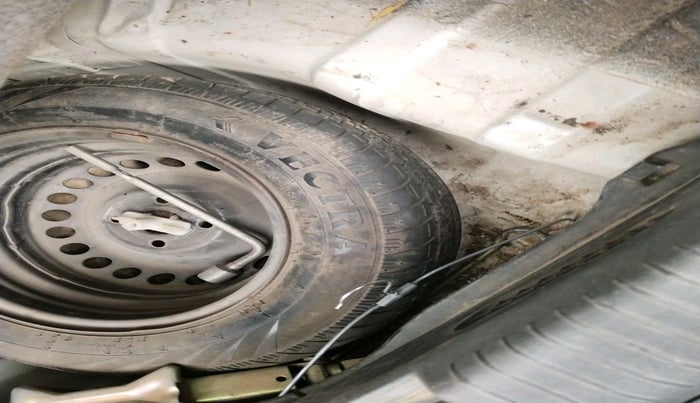 2013 Hyundai i20 MAGNA 1.2, Petrol, Manual, 67,919 km, tyre