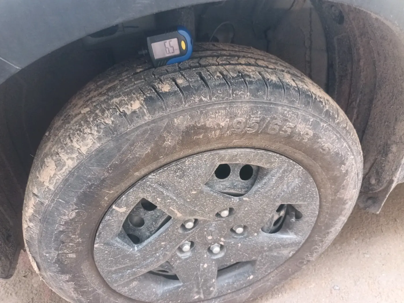 2024 Hyundai VENUE E Plus 1.2 Petrol, Petrol, Manual, 6,587 km, tyre
