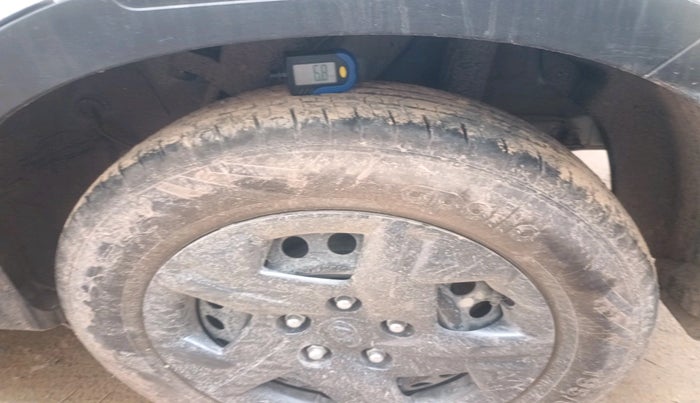 2024 Hyundai VENUE E Plus 1.2 Petrol, Petrol, Manual, 6,587 km, tyre