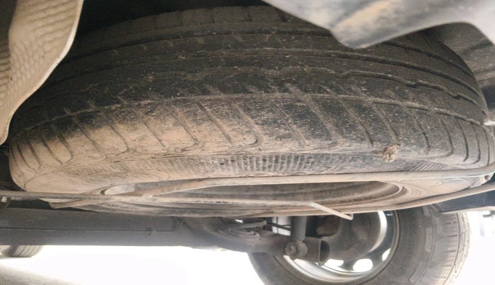 2016 Renault Duster RXL PETROL, Petrol, Manual, 49,028 km, tyre