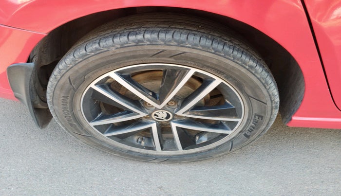 2017 Skoda Rapid STYLE 1.5 TDI AT, Diesel, Automatic, 89,493 km, tyre