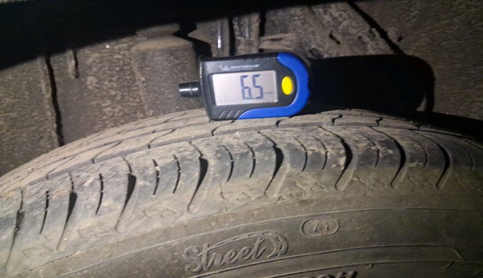 2023 Nissan MAGNITE XV PREMIUM TURBO, Petrol, Manual, 7,593 km, tyre