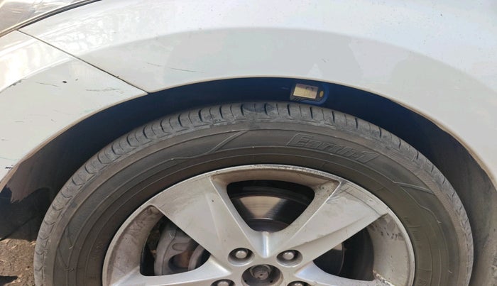 2012 Hyundai New Elantra 1.6 SX AT DIESEL, Diesel, Automatic, 1,45,573 km, tyre