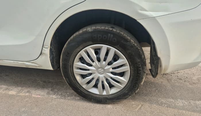 2020 Maruti Dzire VXI, Petrol, Manual, 55,121 km, tyre