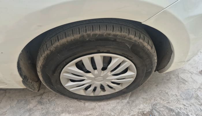 2020 Maruti Dzire VXI, Petrol, Manual, 55,121 km, tyre