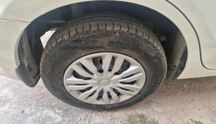 2020 Maruti Dzire VXI, Petrol, Manual, 55,121 km, tyre