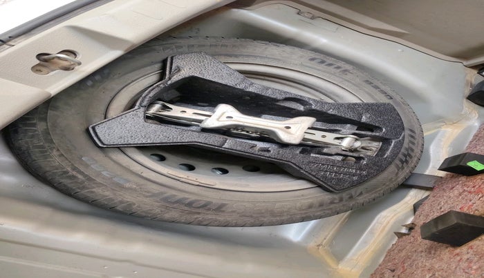 2016 Maruti Celerio VXI AMT, Petrol, Automatic, 1,22,150 km, tyre