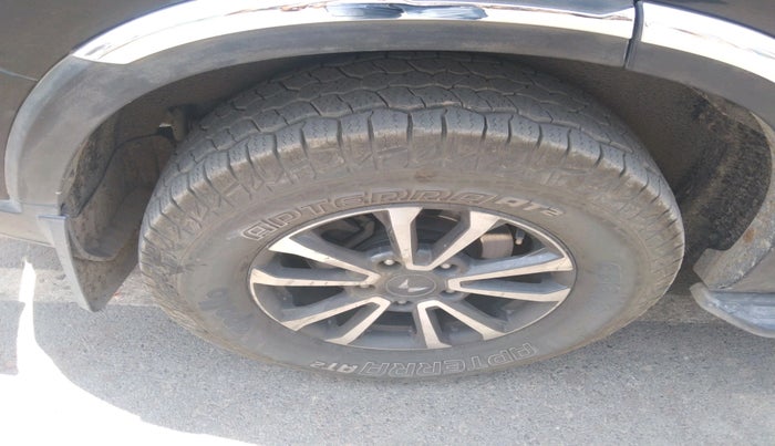 2022 Mahindra SCORPIO-N Z8 L PETROL MT 7 STR, Petrol, Manual, 58,978 km, tyre