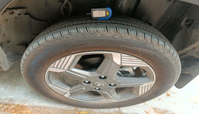 2025 Tata PUNCH EV EMPOWERED PLUS LONG RANGE 3.3, Electric, Automatic, 3,610 km, tyre