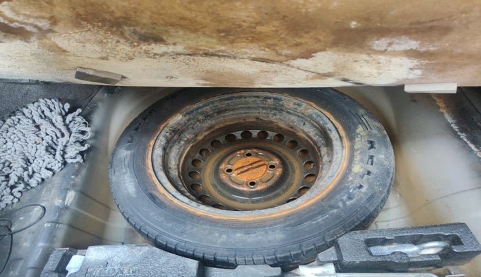 2015 Honda Amaze 1.2L I-VTEC SX, Petrol, Manual, 54,874 km, tyre