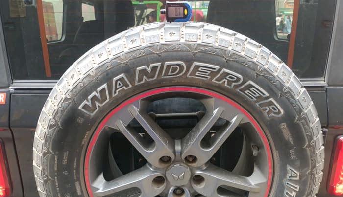 2023 Mahindra Thar LX D HT 2WD MT, Diesel, Manual, 63,998 km, tyre
