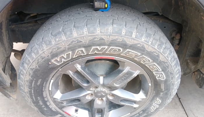 2023 Mahindra Thar LX D HT 2WD MT, Diesel, Manual, 63,998 km, tyre