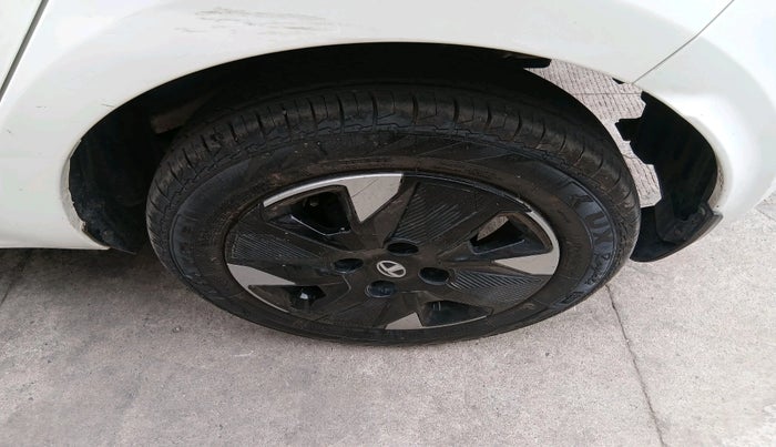 2023 Tata TIAGO EV XZ PLUS TECH LUX LONG RANGE, Electric, Automatic, 44,252 km, tyre