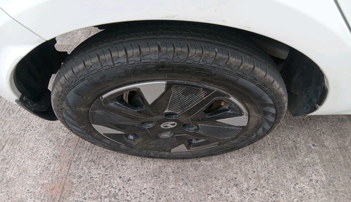 2023 Tata TIAGO EV XZ PLUS TECH LUX LONG RANGE, Electric, Automatic, 44,252 km, tyre