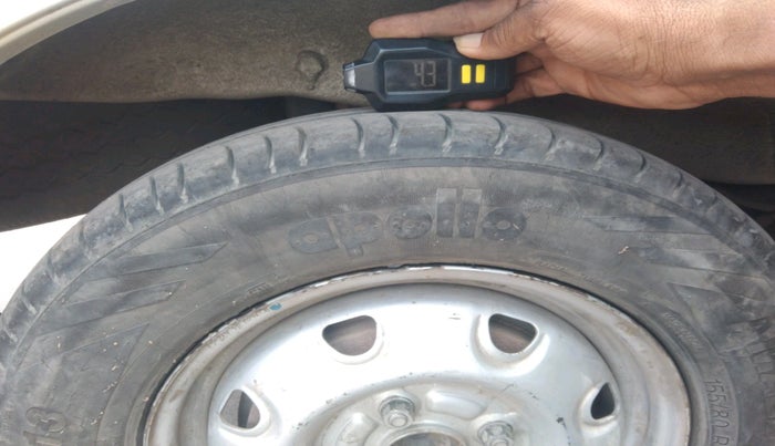 2020 Maruti Eeco 5 STR WITH A/C+HTR, CNG, Manual, 35,694 km, tyre