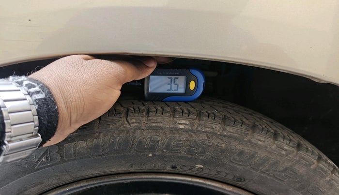 2011 Maruti Zen Estilo VXI, Petrol, Manual, 76,825 km, tyre