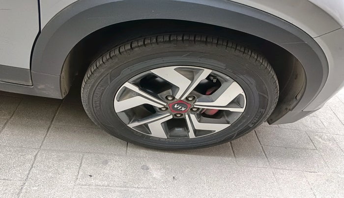 2021 KIA SONET GTX PLUS 1.5 AT, Diesel, Automatic, 94,733 km, tyre