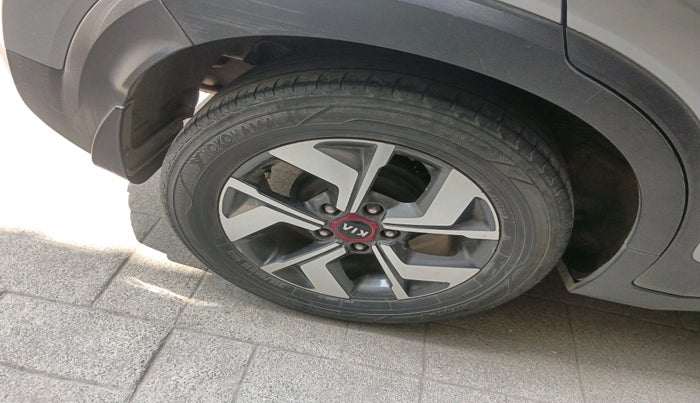 2021 KIA SONET GTX PLUS 1.5 AT, Diesel, Automatic, 94,733 km, tyre