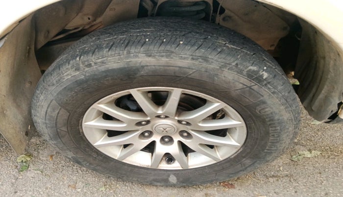 2016 Mitsubishi Pajero Sport 2.5 AT 4X2, Diesel, Automatic, 1,29,622 km, tyre