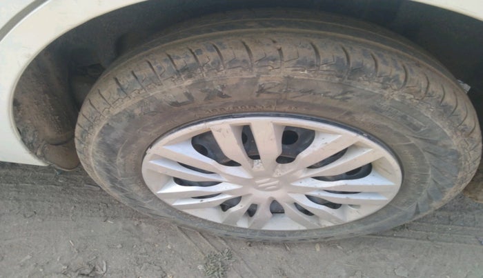 2024 Maruti Dzire VXI, Petrol, Manual, 15,704 km, tyre
