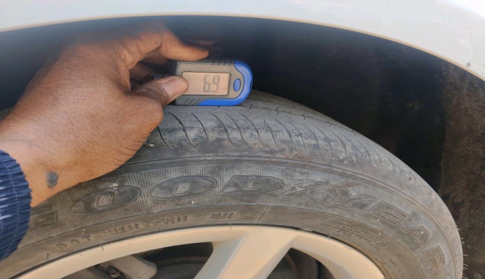 2012 Audi A4 2.0 TDI Multitronic, Diesel, Automatic, 84,763 km, tyre