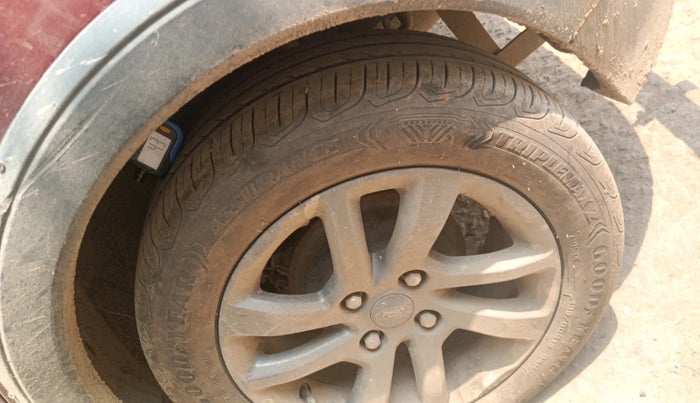 2019 Ford FREESTYLE TITANIUM PLUS 1.2 PETROL, Petrol, Manual, 56,552 km, tyre