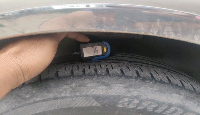 2012 Toyota Corolla Altis VL AT PETROL, Petrol, Automatic, 80,780 km, tyre