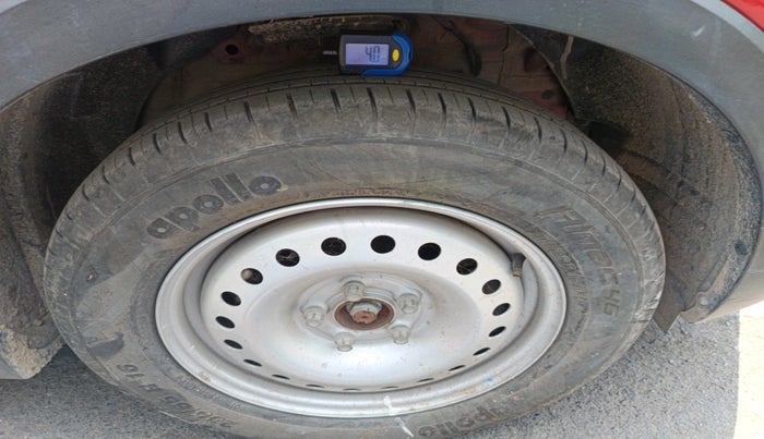 2019 Mahindra XUV300 W4 1.5 DIESEL, Diesel, Manual, 53,126 km, tyre