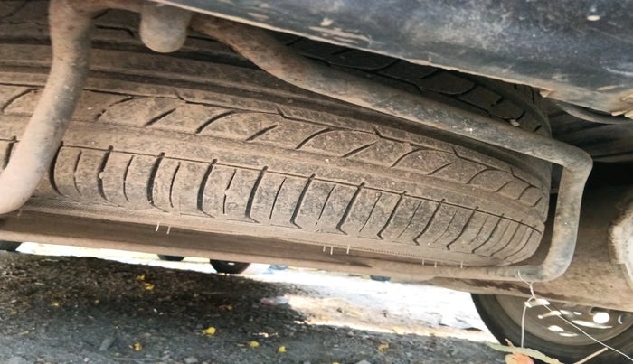 2014 Maruti Ertiga VXI CNG, CNG, Manual, 1,39,471 km, tyre