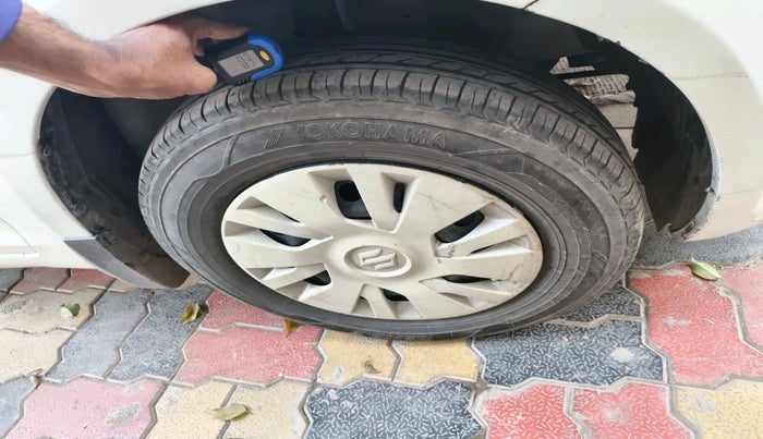 2012 Maruti Swift VDI, Diesel, Manual, 1,53,068 km, tyre